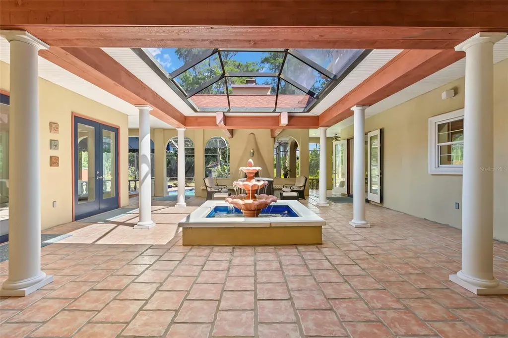 19229 Blount Road Lutz FL 33558