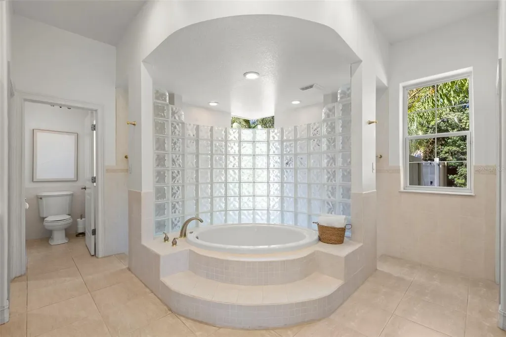 19229 Blount Road Lutz FL 33558