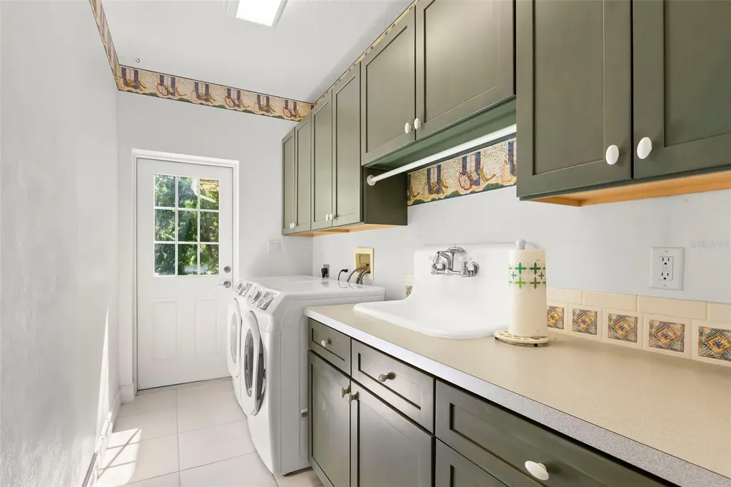19229 Blount Road Lutz FL 33558