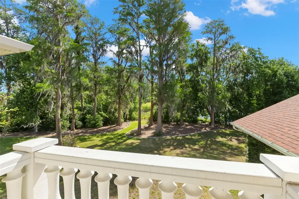 19229 Blount Road Lutz FL 33558