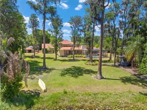 19229 Blount Road Lutz FL 33558