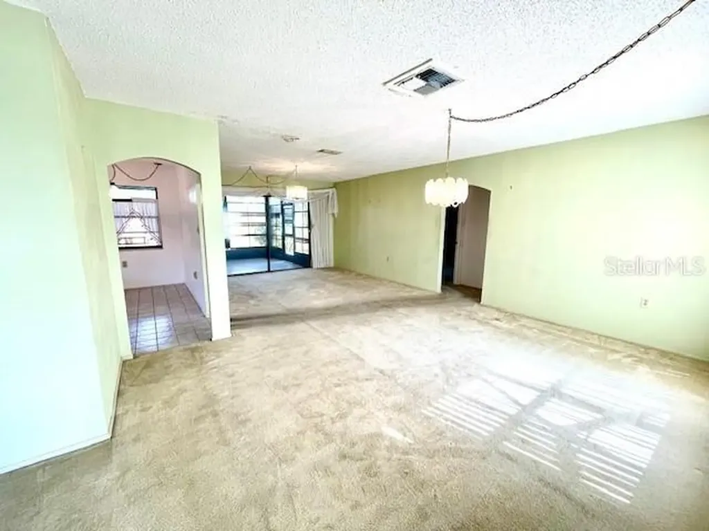 1202 Mandarin Drive Holiday FL 34691