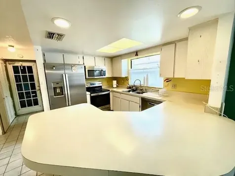 1202 Mandarin Drive Holiday FL 34691