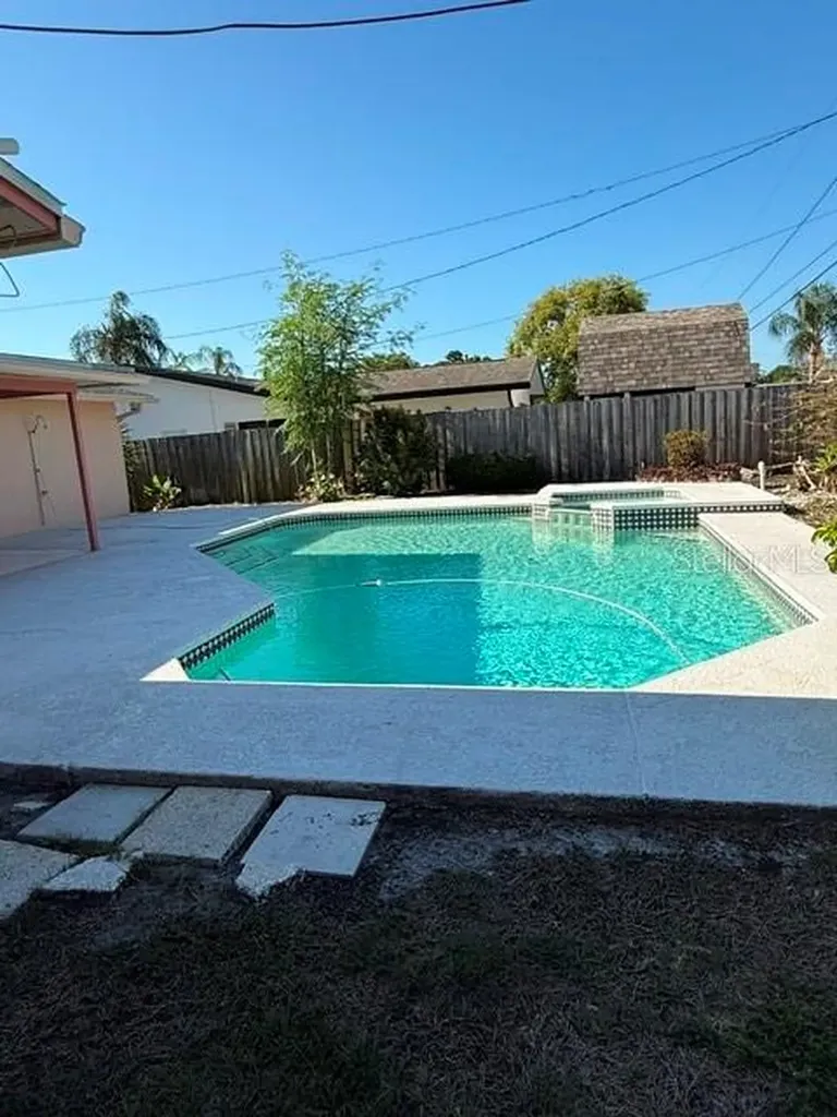 1884 Yale Drive Clearwater FL 33765