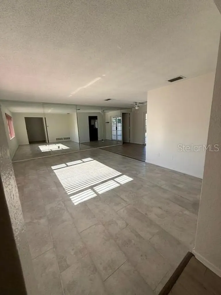 1884 Yale Drive Clearwater FL 33765