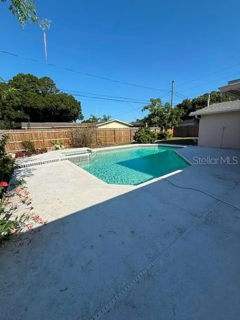 1884 Yale Drive Clearwater FL 33765