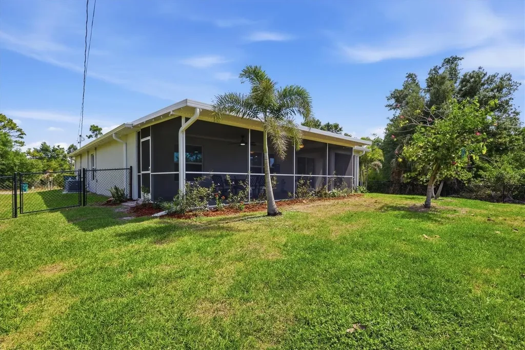 5049 White Avenue Port Charlotte FL 33981