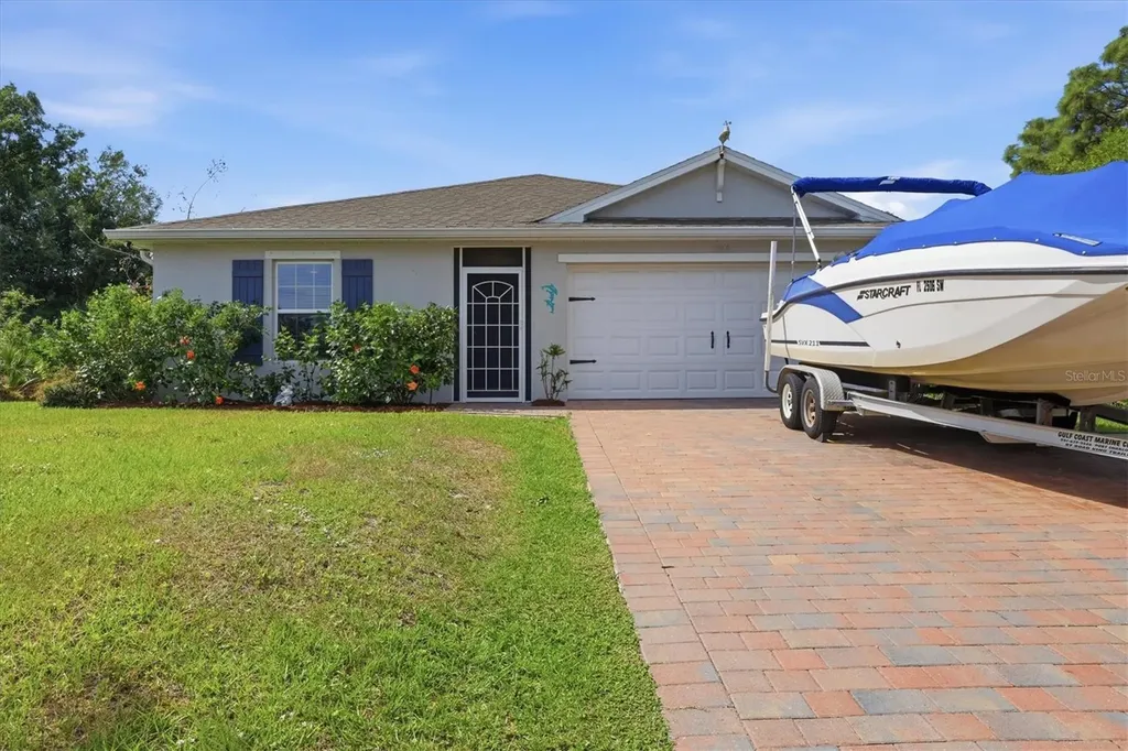 5049 White Avenue Port Charlotte FL 33981