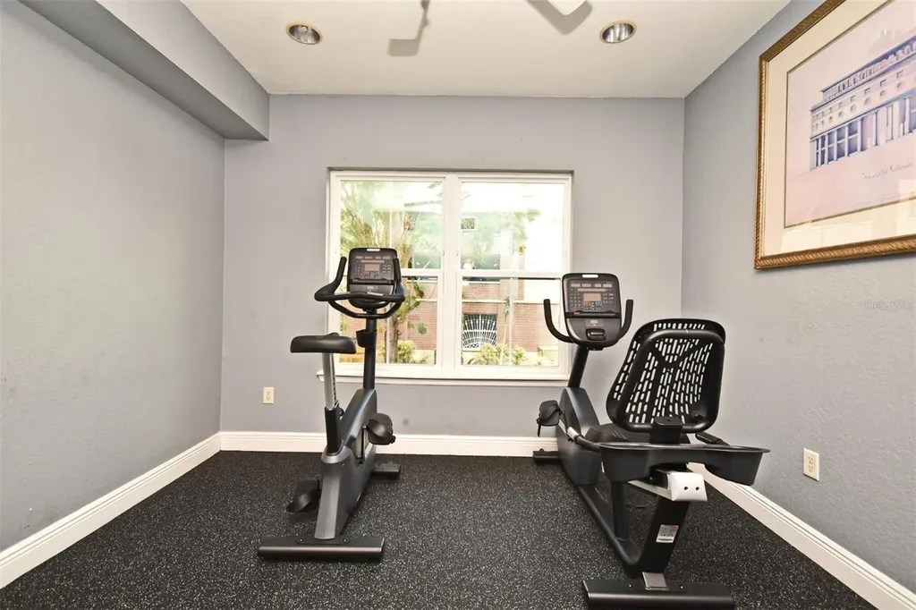 206 E South Street Orlando FL 32801