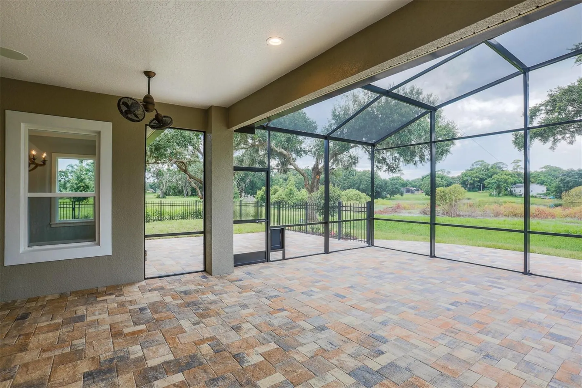 Lot H-19 Island Club Drive Tavares FL 32778