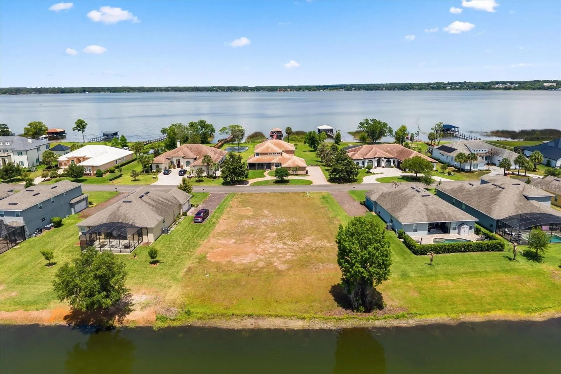 Lot H-19 Island Club Drive Tavares FL 32778
