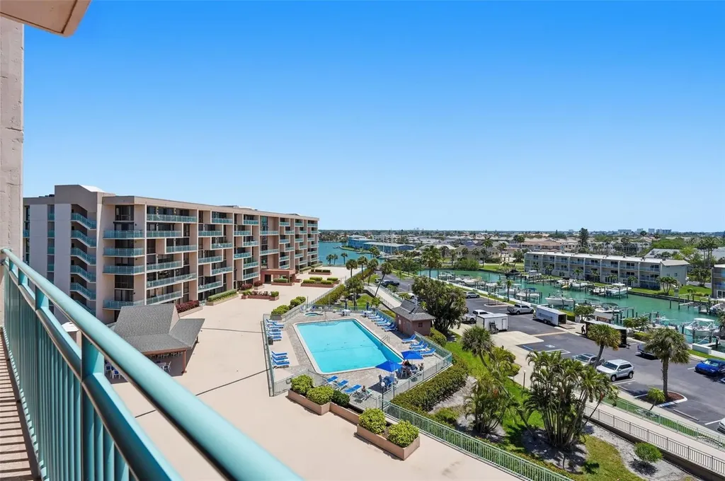 1 Key Capri Treasure Island FL 33706