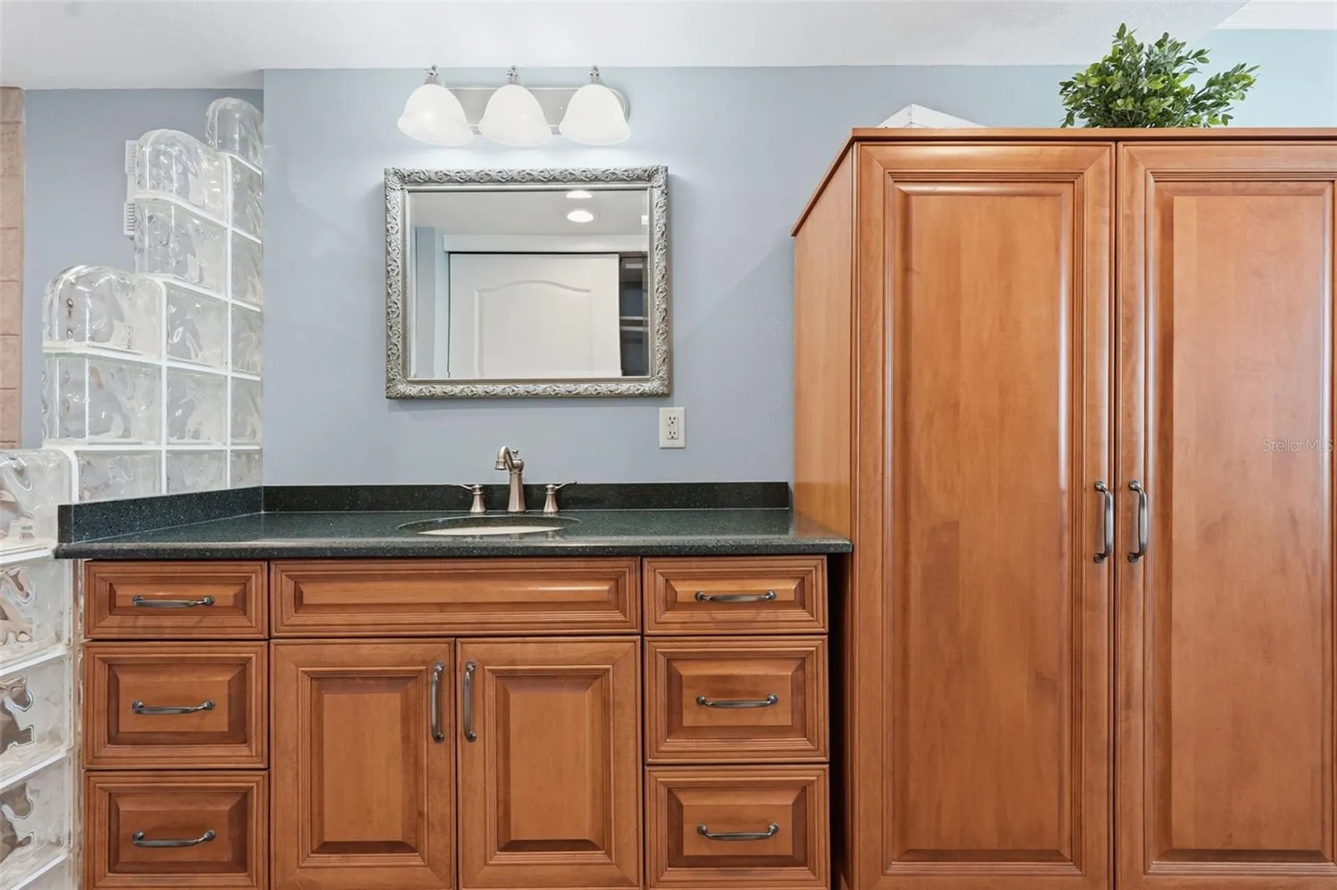 1 Key Capri Treasure Island FL 33706