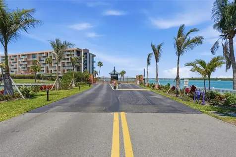 1 Key Capri Treasure Island FL 33706