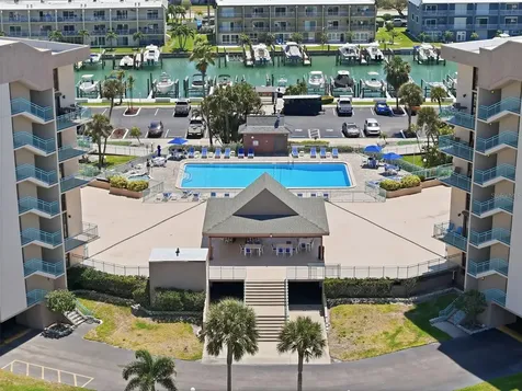 1 Key Capri Treasure Island FL 33706