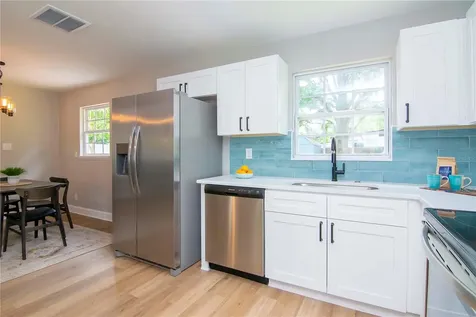 3708 W Tyson Avenue Tampa FL 33611