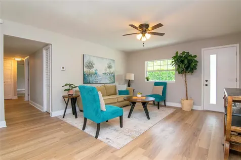 3708 W Tyson Avenue Tampa FL 33611