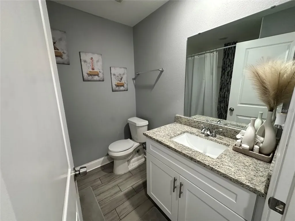 943 Derbyshire Drive Kissimmee FL 34758