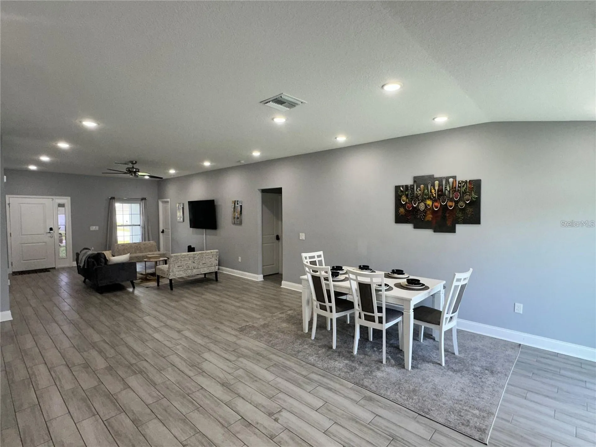 943 Derbyshire Drive Kissimmee FL 34758