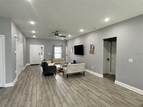 943 Derbyshire Drive Kissimmee FL 34758