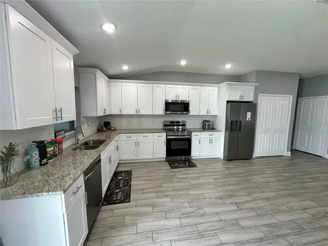 943 Derbyshire Drive Kissimmee FL 34758