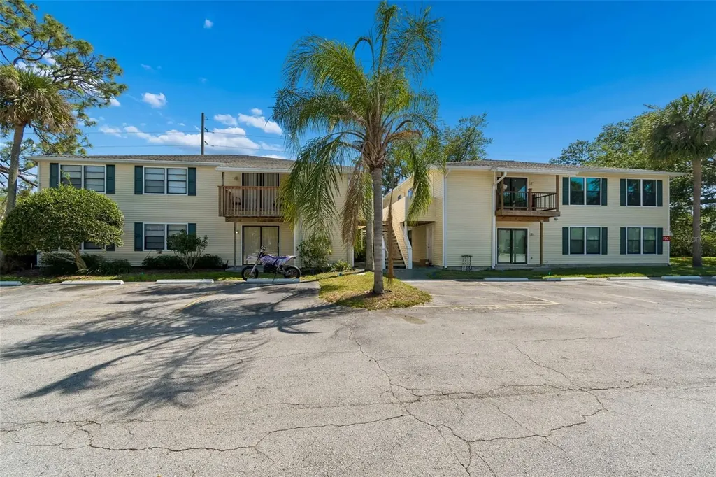 140 Hunter Lake Drive Oldsmar FL 34677