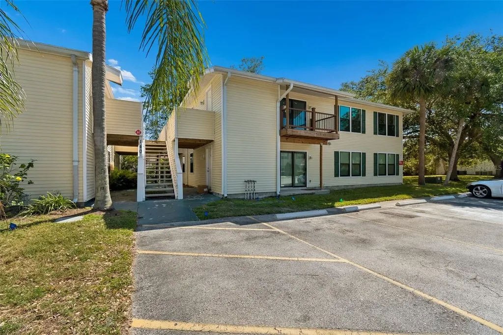 140 Hunter Lake Drive Oldsmar FL 34677