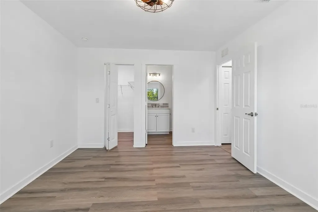 140 Hunter Lake Drive Oldsmar FL 34677