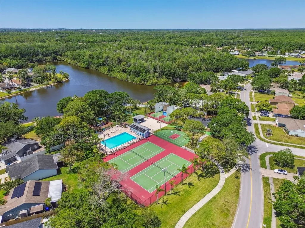 140 Hunter Lake Drive Oldsmar FL 34677