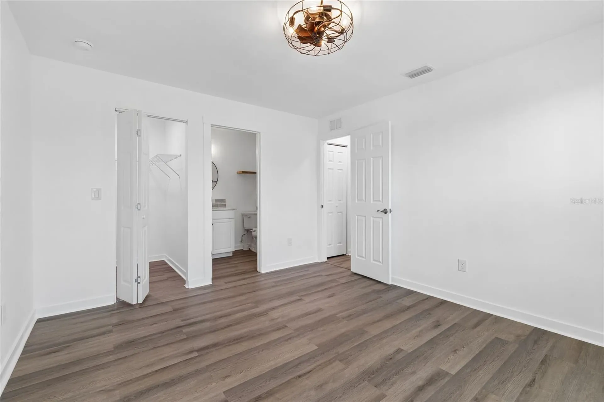 140 Hunter Lake Drive Oldsmar FL 34677