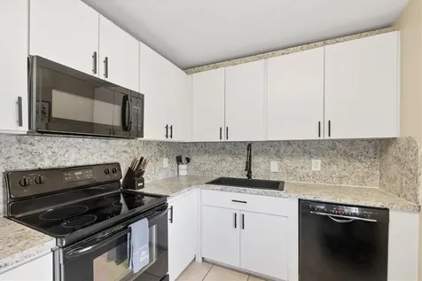 7590 Lyncrest Street North Port FL 34287
