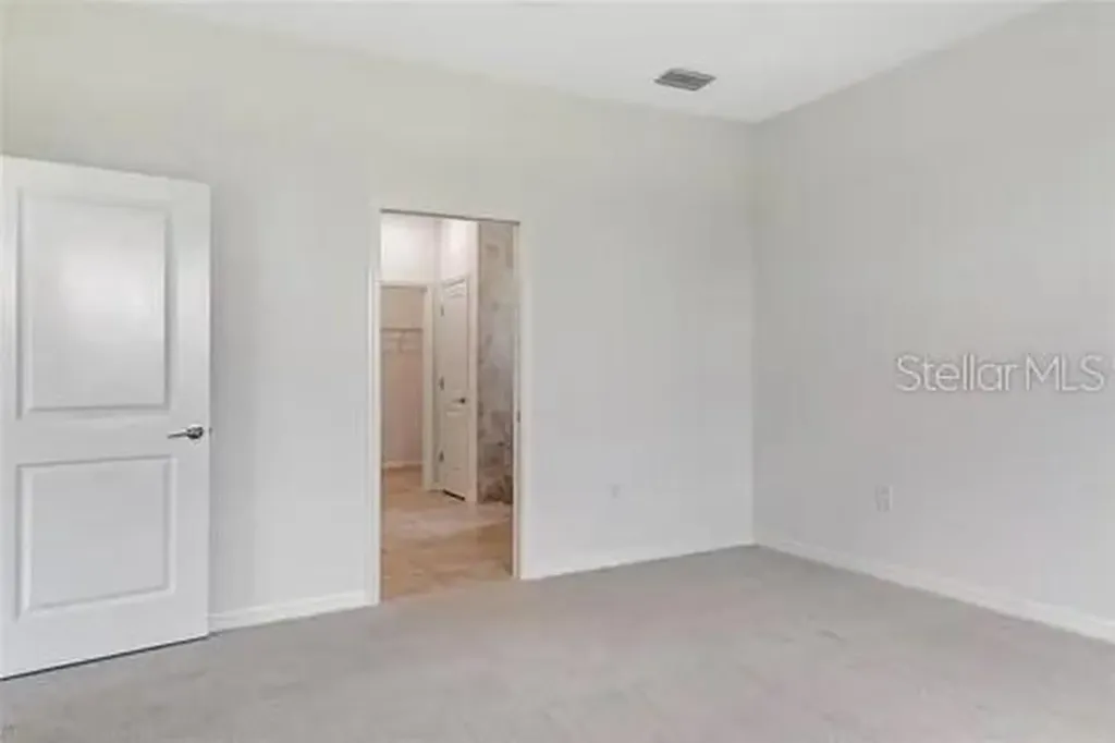 8113 Sternway Road Sarasota FL 34240