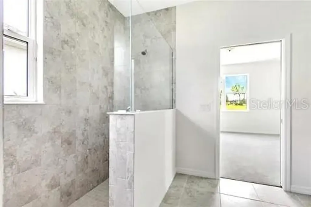 8113 Sternway Road Sarasota FL 34240