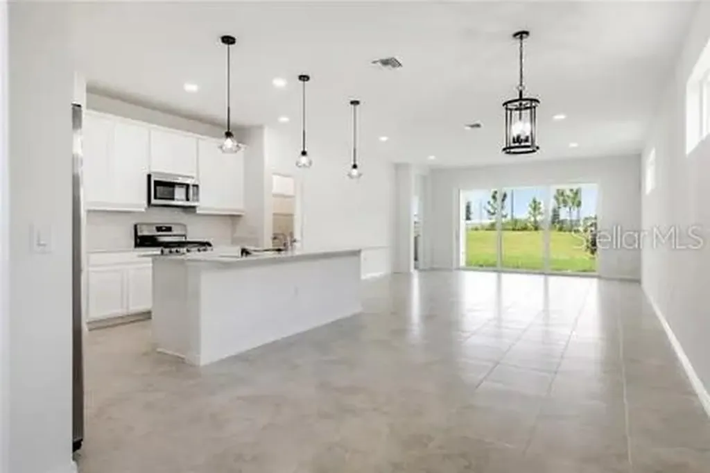 8113 Sternway Road Sarasota FL 34240