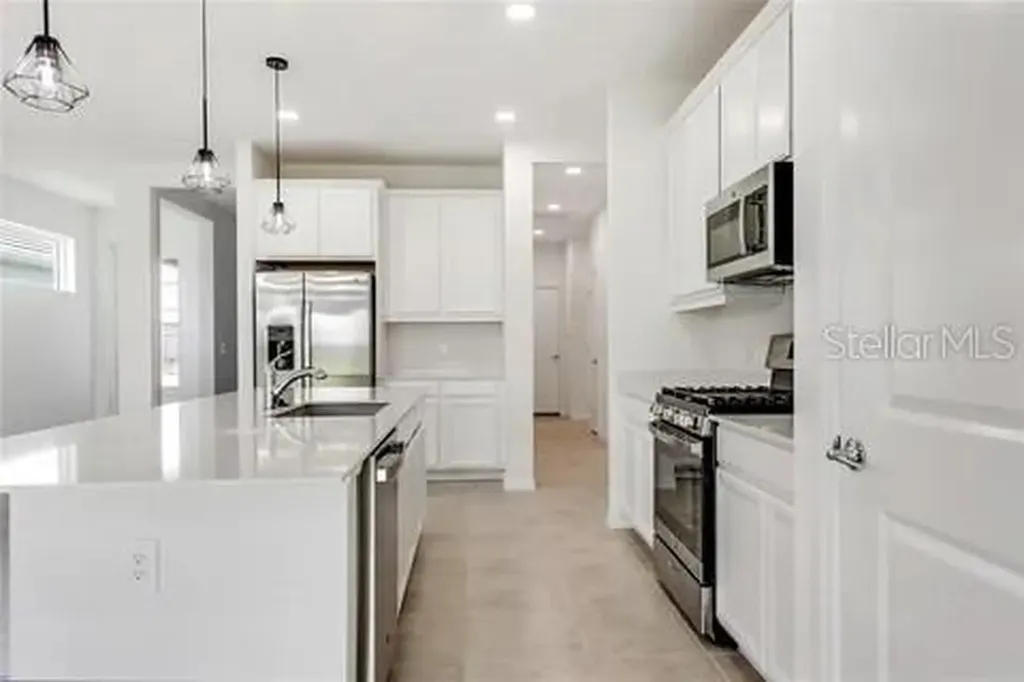 8113 Sternway Road Sarasota FL 34240