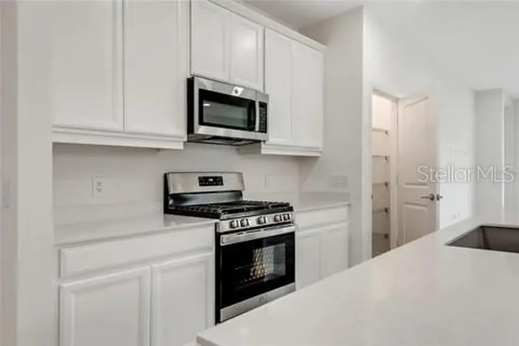 8113 Sternway Road Sarasota FL 34240