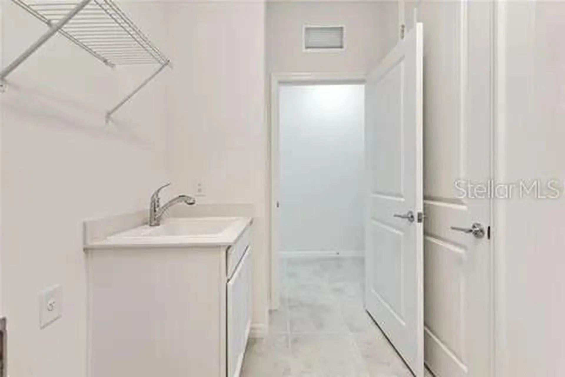 8113 Sternway Road Sarasota FL 34240