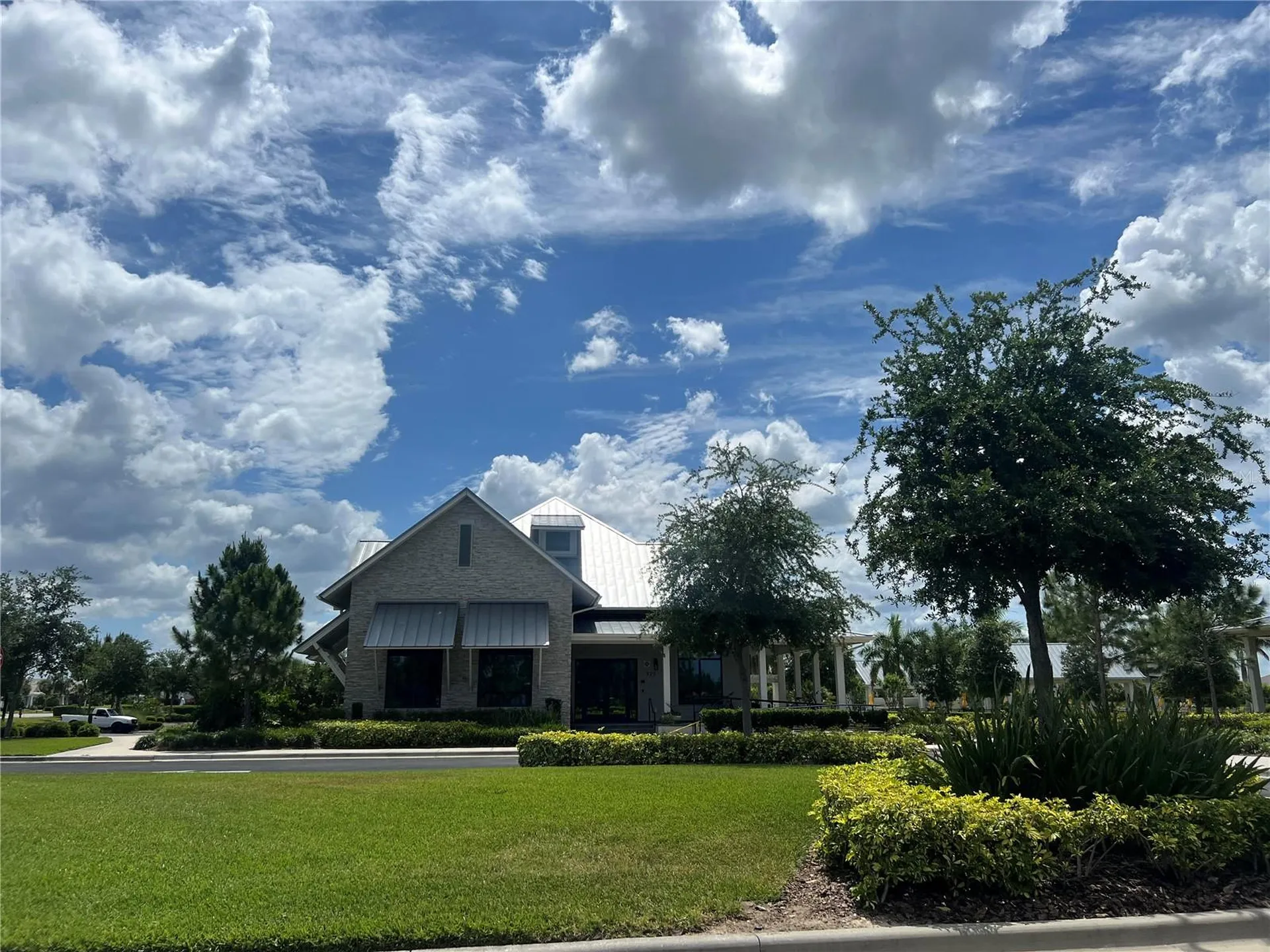8113 Sternway Road Sarasota FL 34240