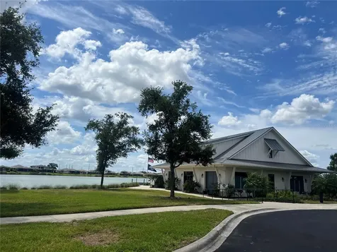 8113 Sternway Road Sarasota FL 34240