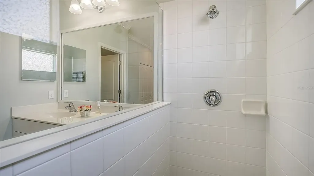 5303 Tide Point Way Bradenton FL 34208