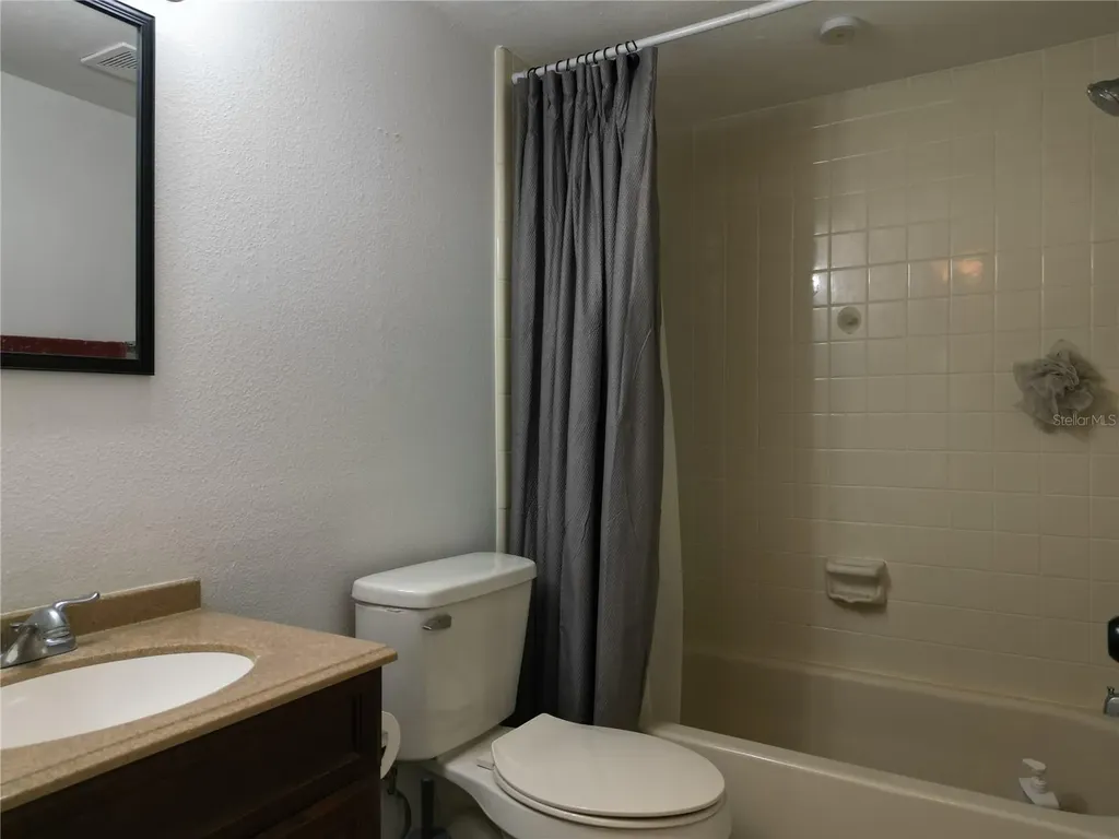 4023 Dream Oak Place Tampa FL 33613