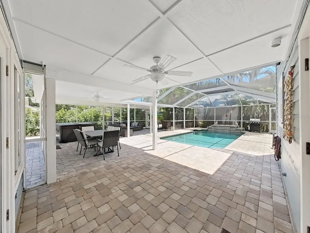 7645 Harbor View Way Seminole FL 33776
