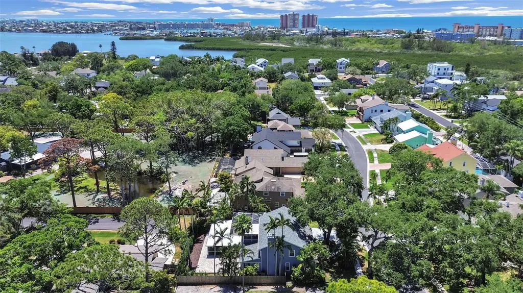 7645 Harbor View Way Seminole FL 33776