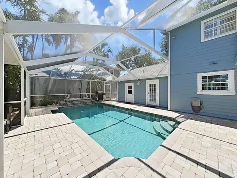 7645 Harbor View Way Seminole FL 33776