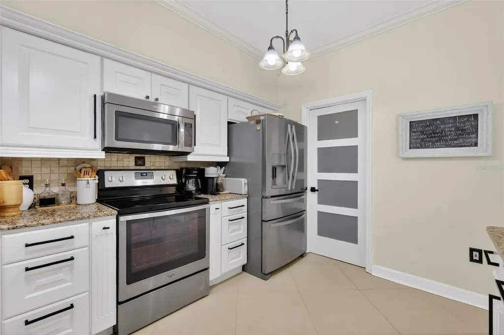 359 Pebble Court Minneola FL 34715