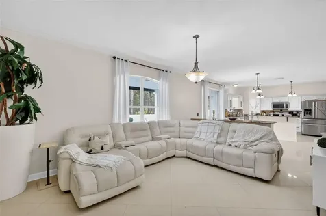 359 Pebble Court Minneola FL 34715