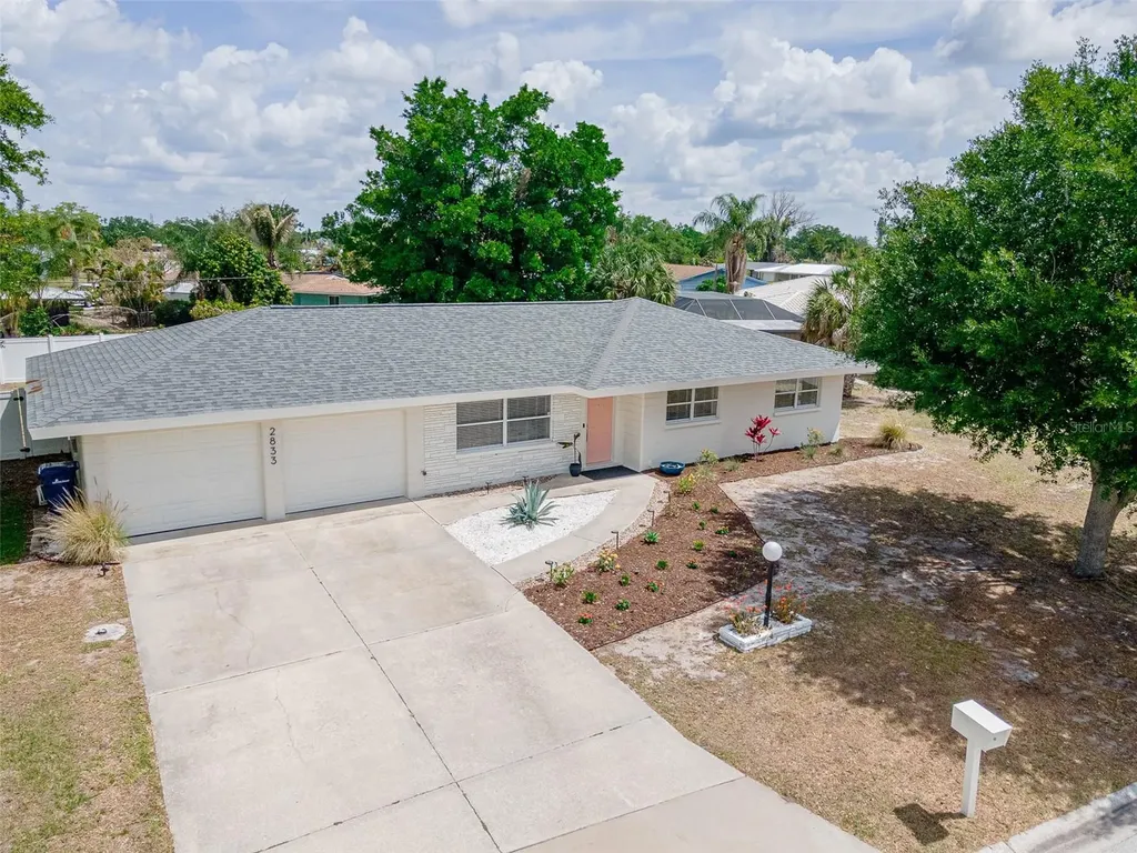2833 Sunnyside Street Sarasota FL 34239