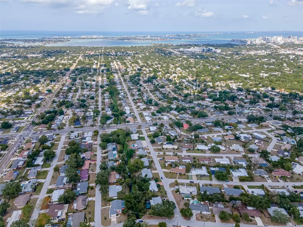 2833 Sunnyside Street Sarasota FL 34239