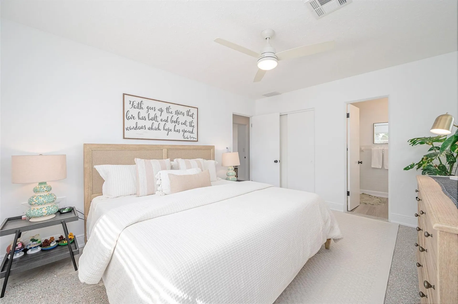 2833 Sunnyside Street Sarasota FL 34239