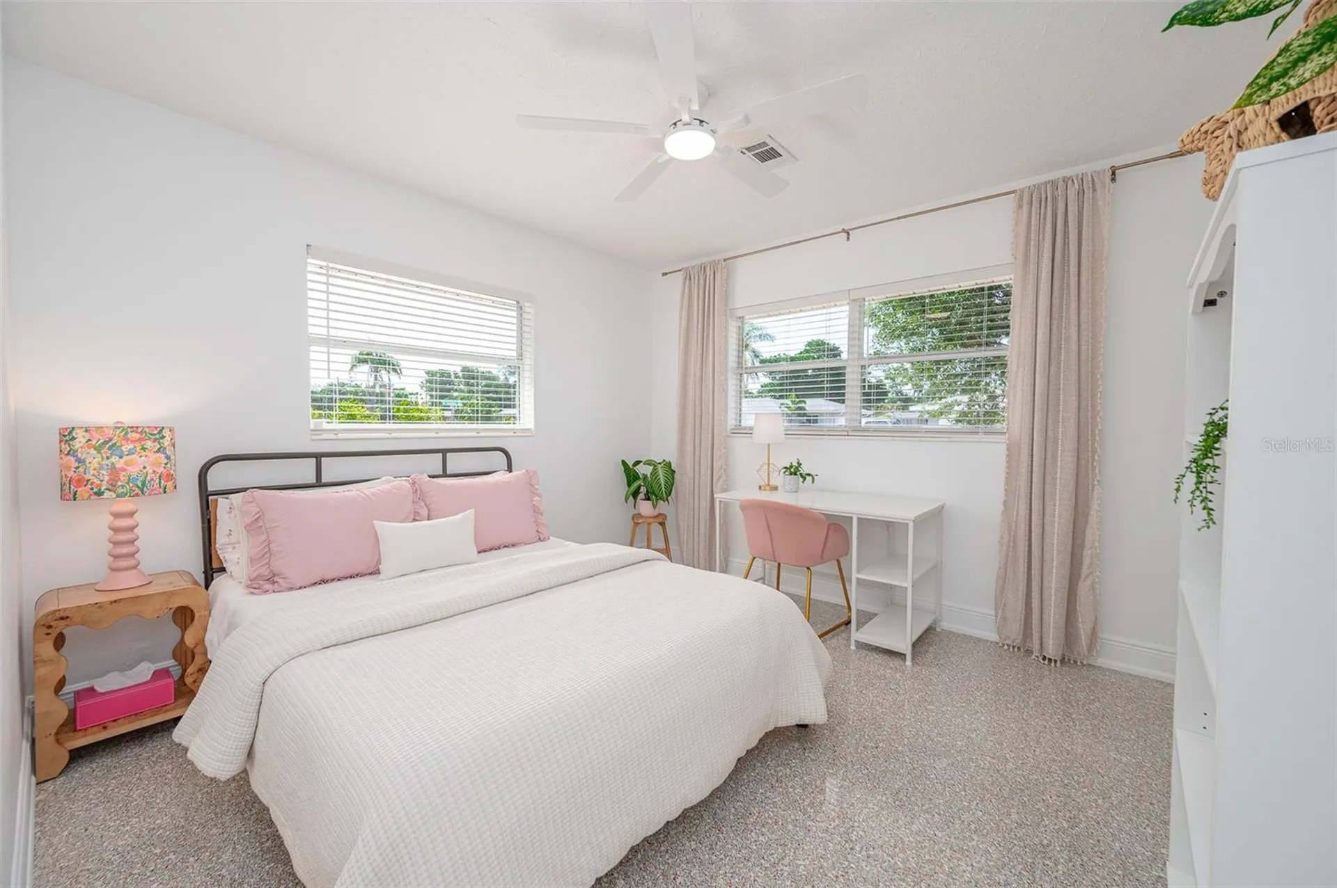 2833 Sunnyside Street Sarasota FL 34239